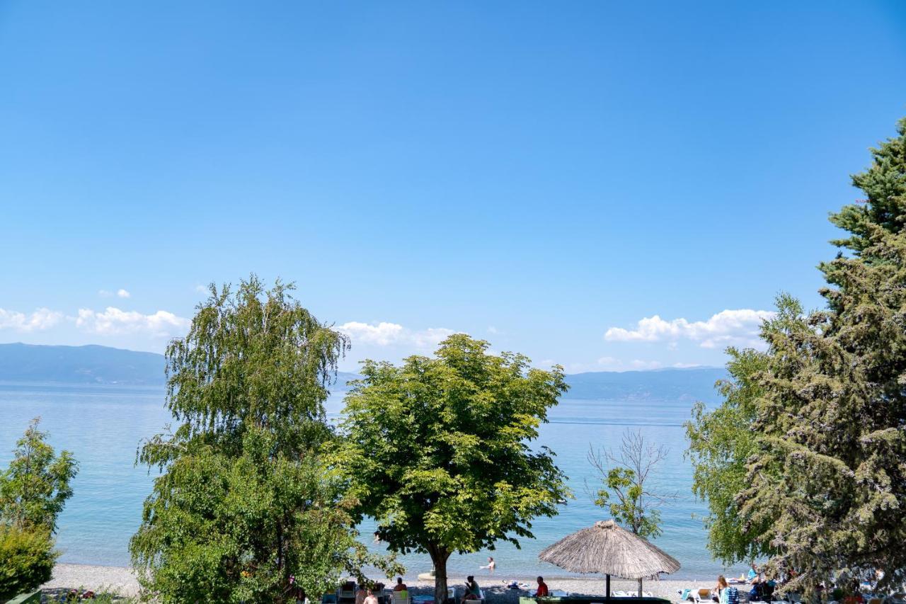 Lago Hotel Лагадин Экстерьер фото
