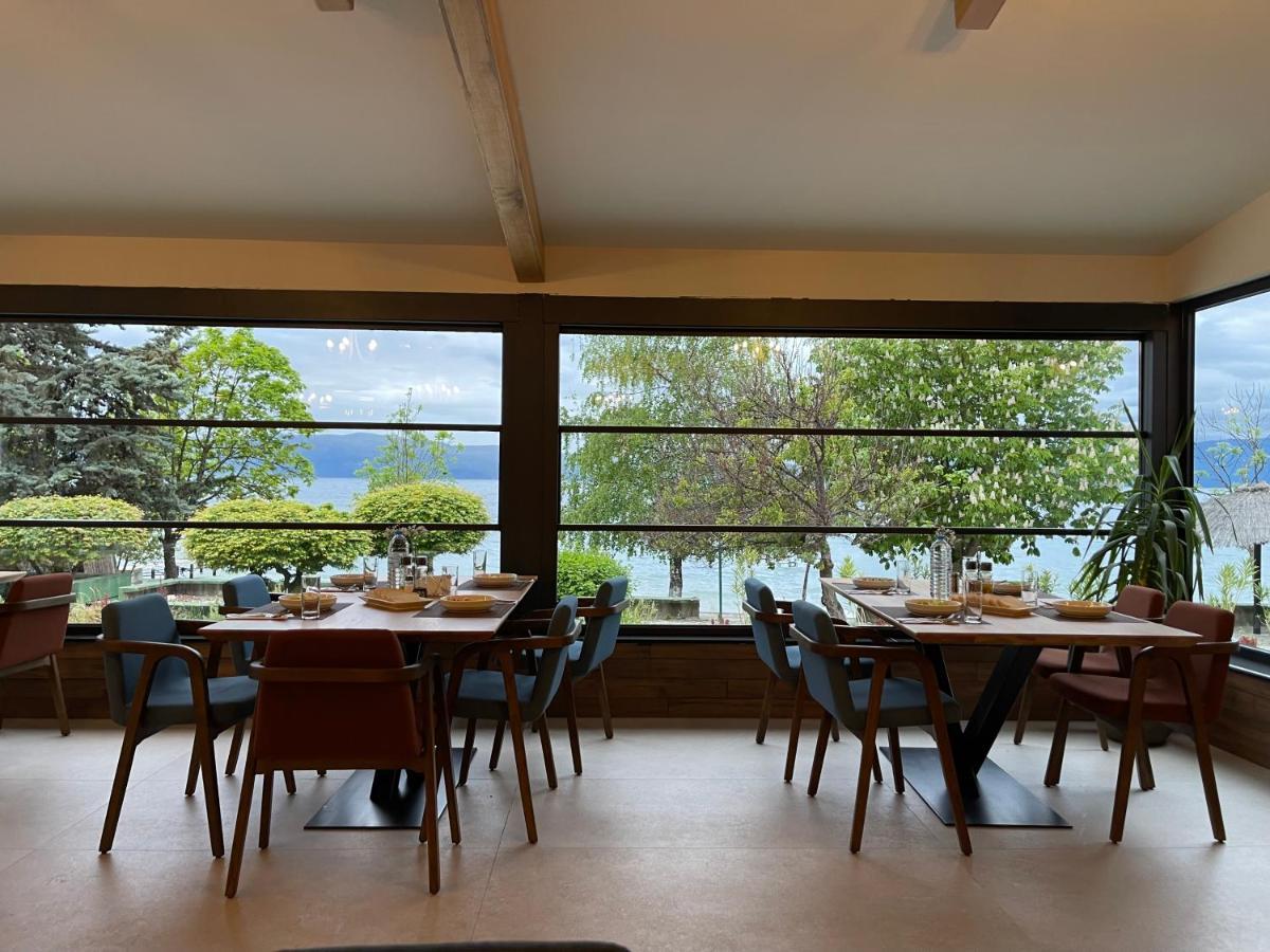 Lago Hotel Лагадин Экстерьер фото